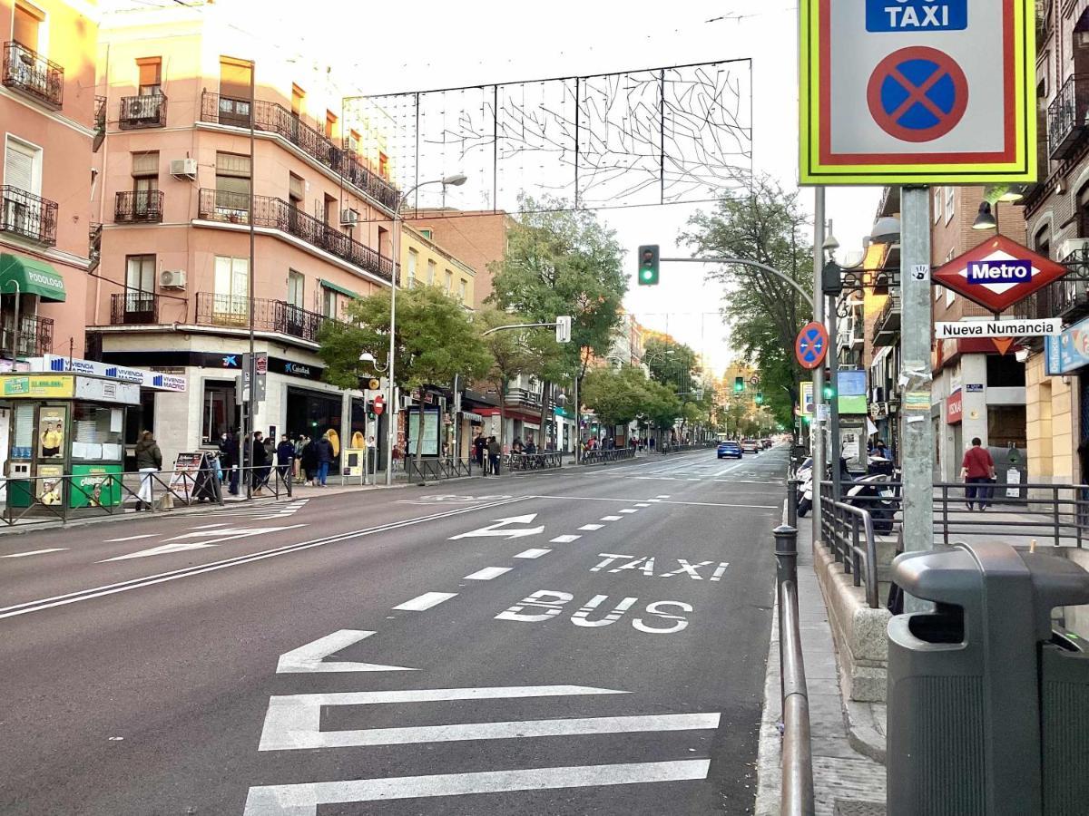 Dos Al Lado Del Metro Céntrico Moderno * Madrid